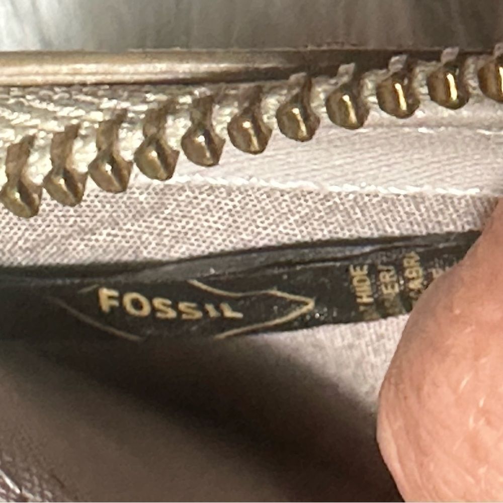 Fossil wallet - Picture 3 of 6
